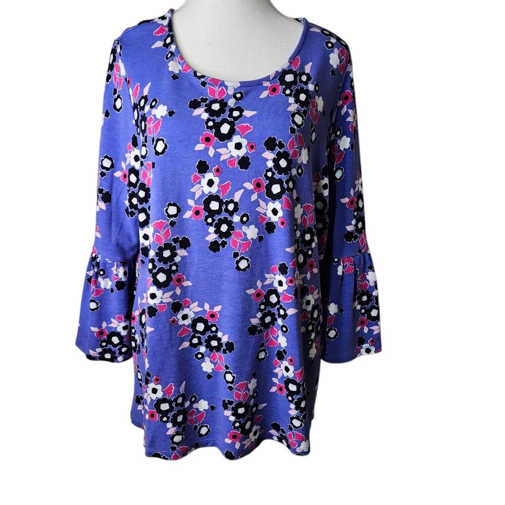 Crown &Ivy Women's Top Size XXL Stretchy Purple W/Flowers Fun Sleeves Thick Knit